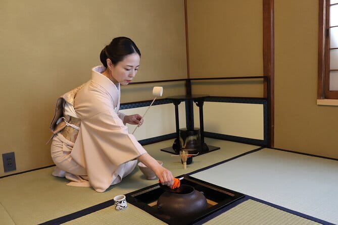 Private Tour in Kamakura: Matcha Tea Tasting & Photo Session - Photographer guidance plus photo delivery is where the value shows