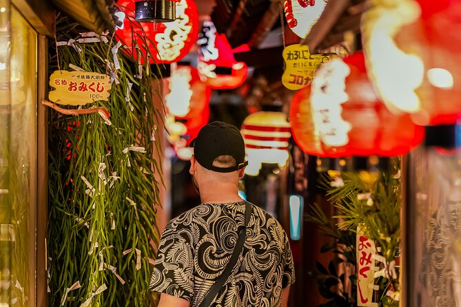 Private Vibrant Night Photoshoot Experience in Osaka (Dotonbori) - Entering Dotonbori With Mina Zaki, and Setting Your Photo Plan