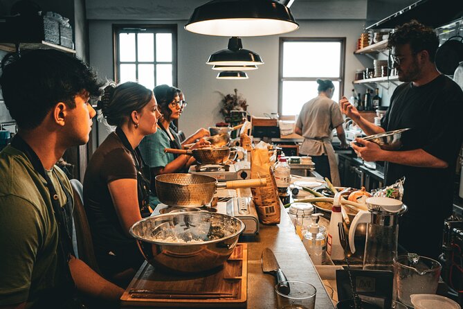 Professional Ramen & Gyoza with Ramen Chef in a restaurant! - The Instructor Team: How Bilingual Coaching Makes It Easier
