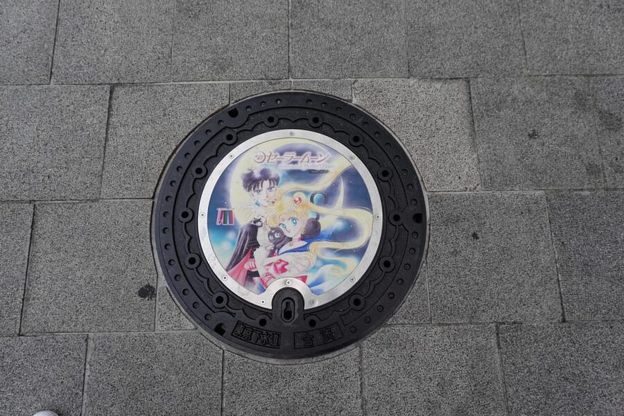 Sailor Moon Tour in Azabujuban, Tokyo - Practical Notes: Shoes, Group Pace, and What to Bring