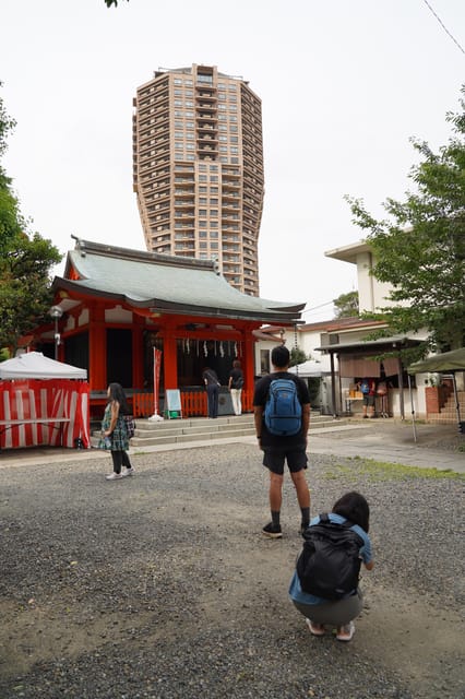 Sailor Moon Tour in Azabujuban, Tokyo - Fortune-Teller Bar or Izakaya Finale: Tarot, Food, and a Sailor Moon Watch Moment