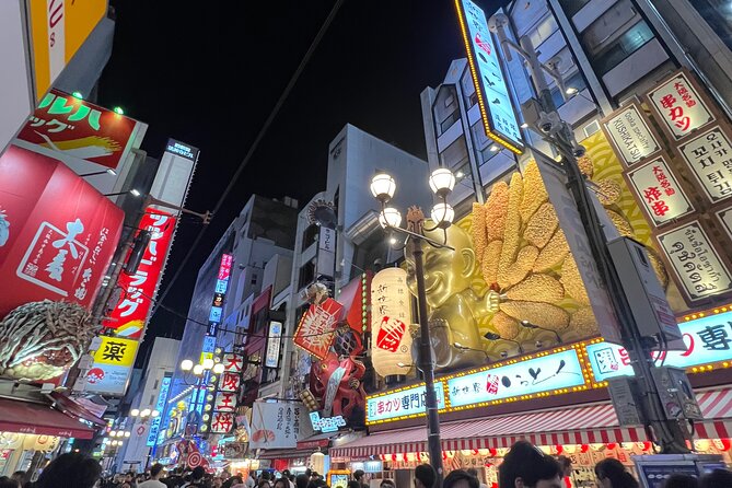 [Same Day OK] Osaka 4 hour, Castle, Market, Walking tour - Osaka Castle grounds: the best start for photos and first impressions