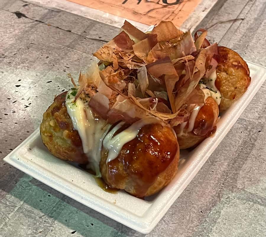 Same Day OK! Osaka: Local Food, Izakaya & Local Bites Tour! - Ukiyo Koji and Hozenji Yokocho, Where Small Streets Tell Big Stories
