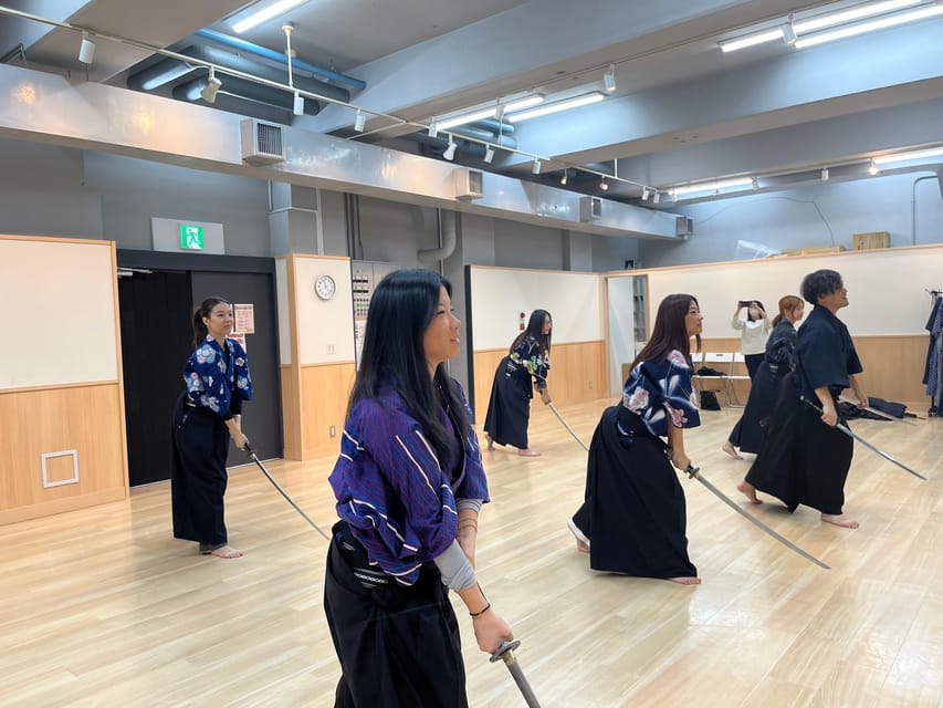 SAMURAI EXPERIENCE in Tokyo(Harajuku)【SAMURAI've】 - Kitsuke Kimono and Reigi Sahou: Learning Manners Before Moves