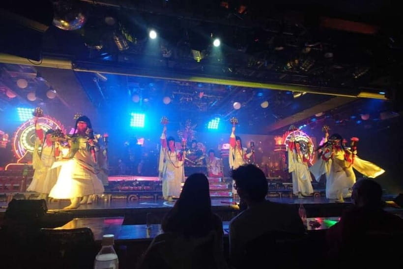 Samurai themed Entertainment show in Shinjuku - The show: traditional samurai themes in modern theatrical form