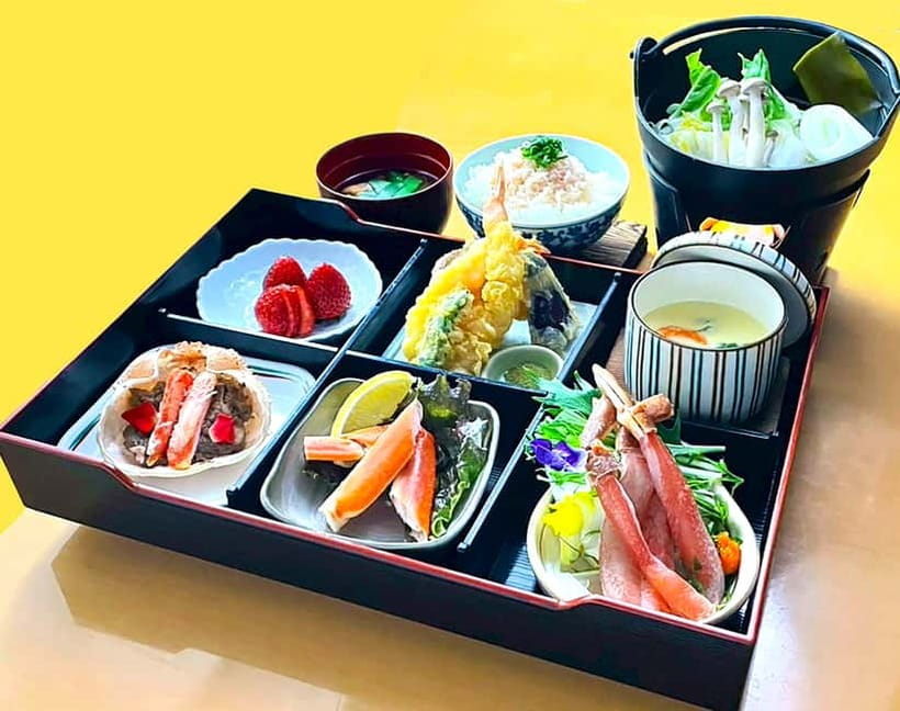 Sapporo: Sumo Show Experience with Japanese food & Photo - Your chance to try: challenge sumo, costumes, and how selection works