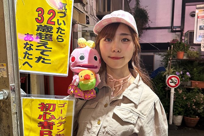 Shinjuku Nightlife Tour - Getting started at 5:00 pm in Kabukicho, and what small groups change