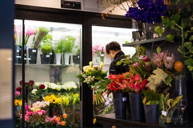 Special Ikebana Experience Guided by an Ikebana Master, Mrs. Inao - Price and Value in Real Terms (Not Just the Number)