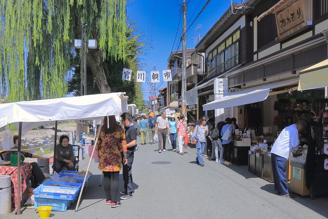 Takayama and Shirakawago/Photoshoot by professional photographer - Stop 3: Shirakawago and the built-in pro photoshoot