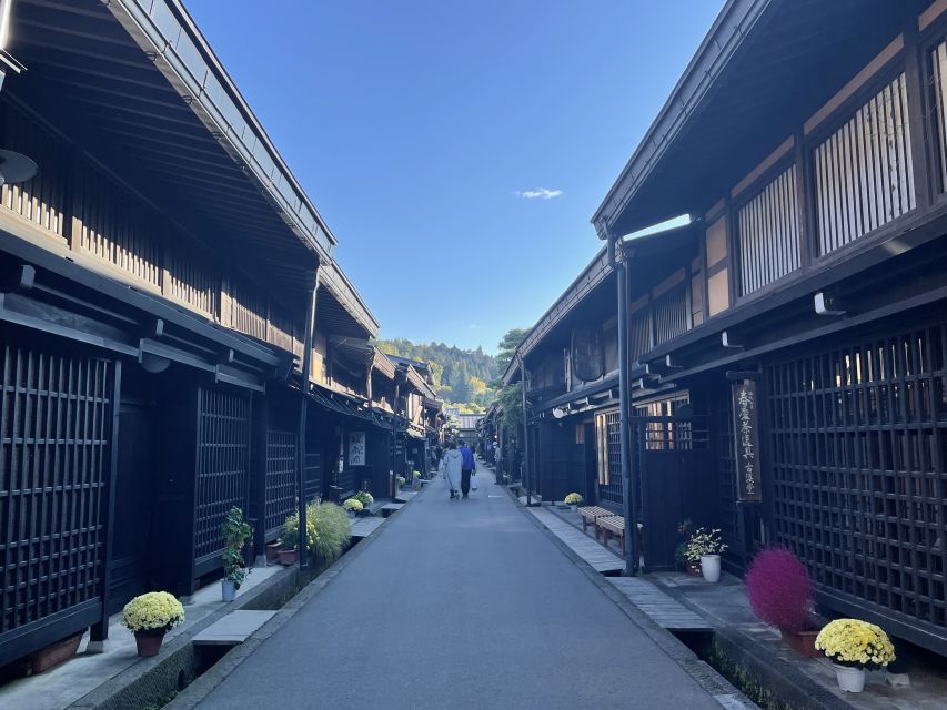 Takayama: Edo-Period Old Town Walking Tour - The 45-Minute Walking Plan, And What You Get From It