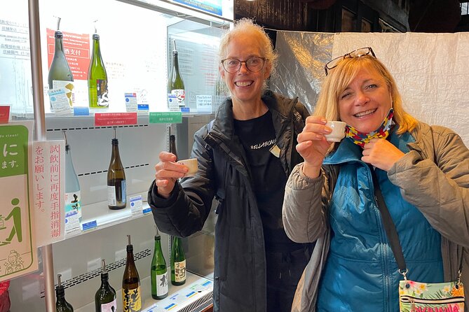 Takayama Local Cuisine, Food & Sake Cultural Tour with Government-Licensed Guide - Your half-day plan: markets, old-town streets, and brewery flavor