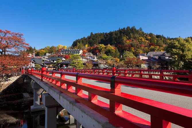 Takayama Old Town Walking Tour with Local Guide - Stop 4: Yamazakura Shrine and the craft-and-faith connections