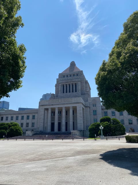 Tameike: Exploring the Heart of Japanese Politics Tour - Dobashi-en: matcha and sweets, the smart way to end a walking tour