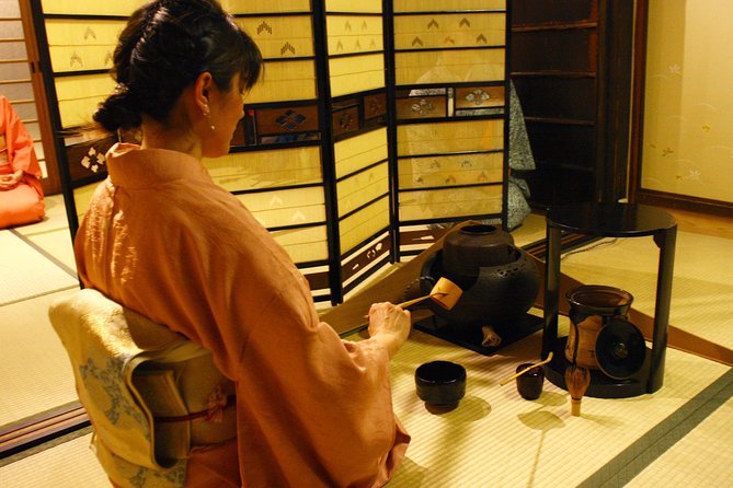 Tea Ceremony Experience in Traditional Kyoto Townhouse - Small group size: why max 6 changes the experience