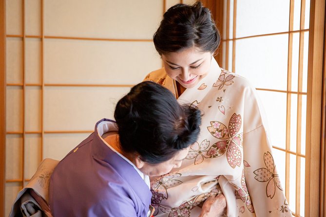 Tea Ceremony experience with simple kimono in Okinawa - A traditional Okinawa tea ceremony you can actually follow