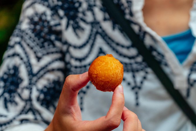 The Award-Winning PRIVATE Food Tour of Kyoto: The 10 Tastings - Nishiki Tenmangu Shrine stop: classic Kyoto favorites with context