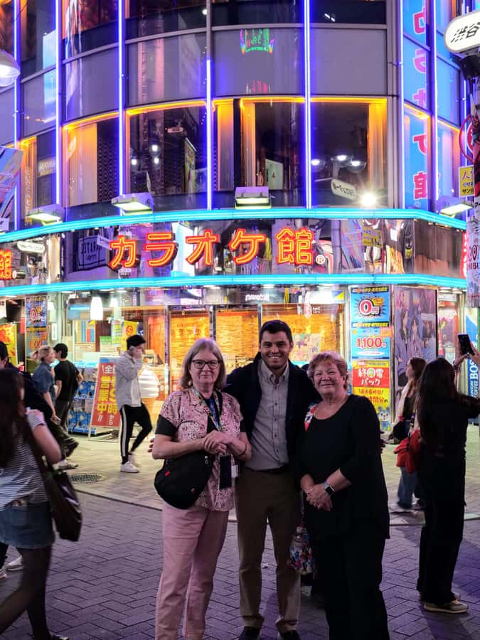 Tokyo: 4 Hours Shibuya - Shinjuku Night Tour - Nonbei Yokocho and Shibuya Crossing, Choose Your Flavor