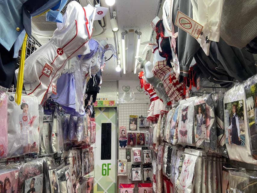 Tokyo: Akihabara Private Hentai Tour - Super Kawaii Maid Cafe Break, Coffee and Desserts Included in the Moment