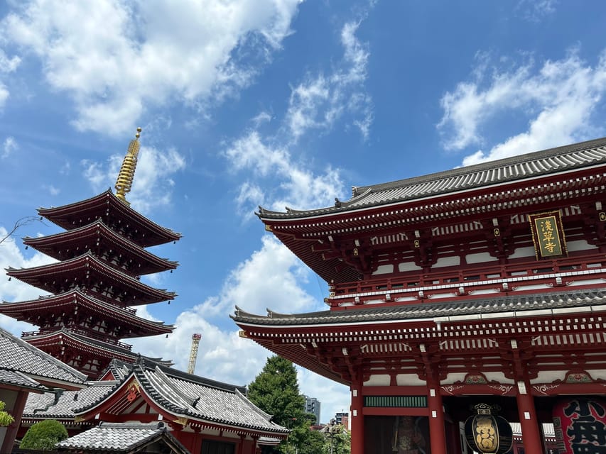 Tokyo: Asakusa and Tokyo’s Oldest Temple Senso-ji Tour - Senso-ji and Asakusa, the old Tokyo you can actually walk