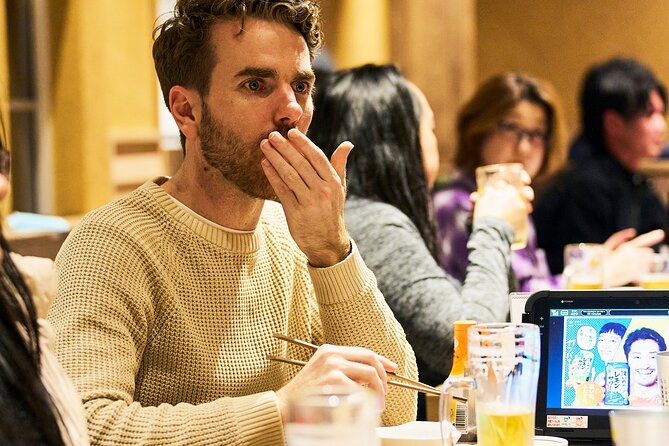 Tokyo : Asakusa Food Tour – 12 Dishes & 3 Drinks - Stop 2: Wasake Sake Experience and tasting across styles