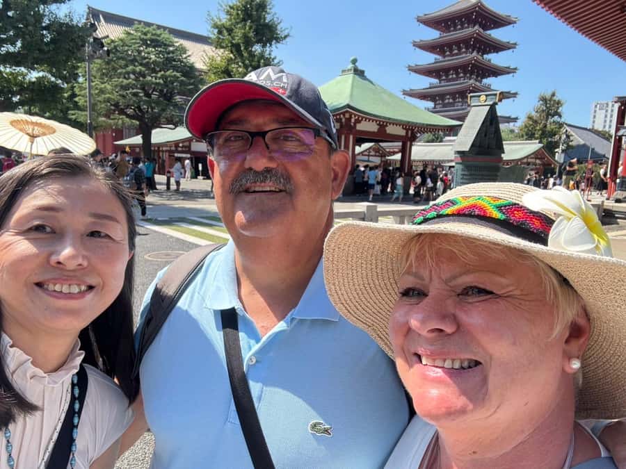 Tokyo: Asakusa, Kappabashi, and Ueno Walking Tour - Sensō-ji Temple and the customs of prayer