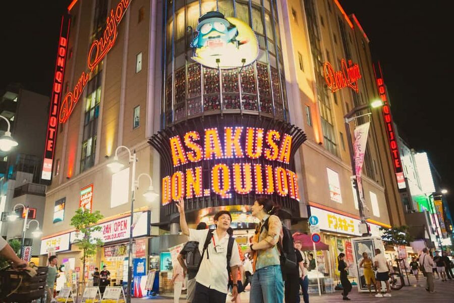 Tokyo: Asakusa Sensoji Night Walk with a Local Brandy - Hidden Photo Spots: The Difference Between Looking and Seeing