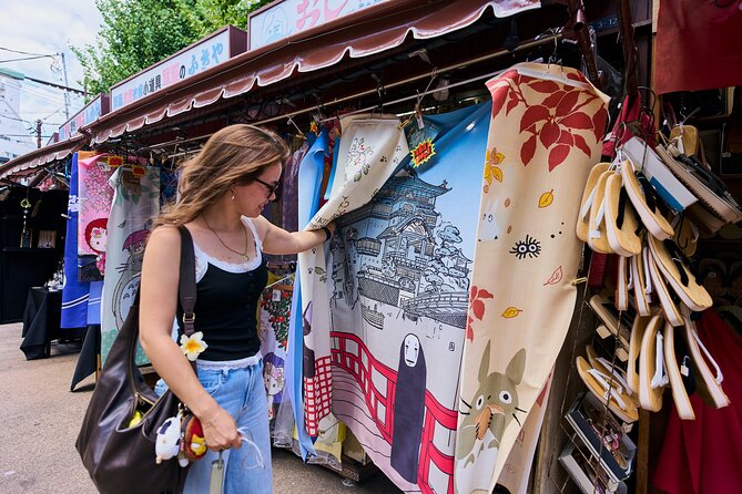 Tokyo: Asakusa & Sensoji ー Oldest Temple Walking Tour (2hrs) - Yogodo and Jizo statues: the short stop that gives you the best photos