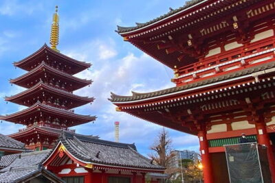 Asakusa Temple & Shrine Walking Tour with Local Guide
