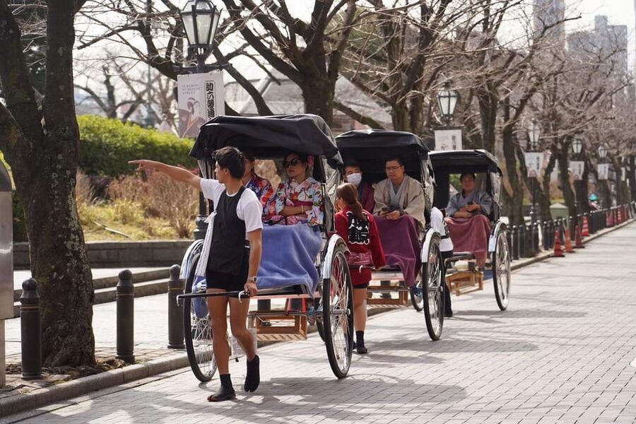 Tokyo: Asakusa tour by rickshaw - Should I book this 10-minute Asakusa rickshaw?