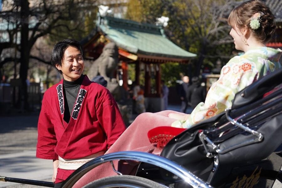 Tokyo: Asakusa tour by rickshaw - Local tips that matter: where to eat and what to look for