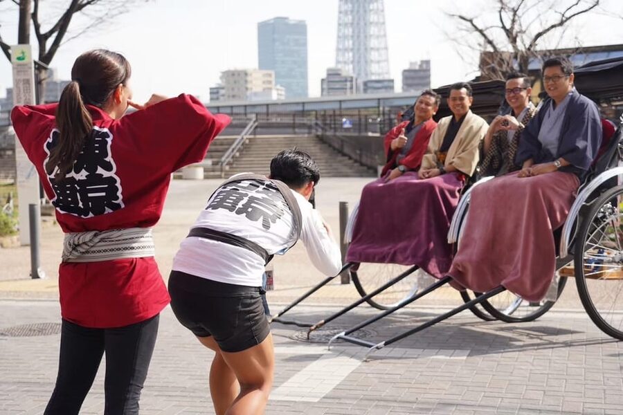 Tokyo: Asakusa tour by rickshaw - Meeting point at Asakusa Station Exit No.1, and what to bring