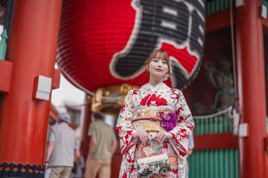 Tokyo Asakusa: Traditional Kimono Rental Experience at Wargo - Why Asakusa feels made for kimono days