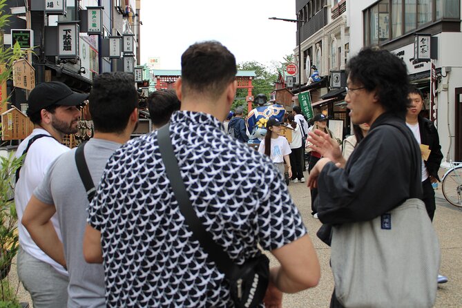 Tokyo: Asakusa Walking Tour with Japanese Comedian - Kaminarimon Gate and the Asakusa icon story