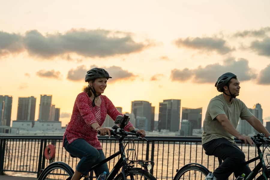 Tokyo Bay Area: Sunset Night View 3h E-bike Guided Bike Tour - Starting in the Fish Market Neighborhood, You Get Tokyo Before the Main Attractions