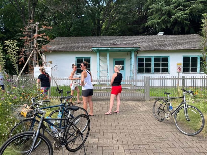 Tokyo Bike Tour: Shibuya, Harajuku & Hidden Gems - The guide makes the difference, especially Taichi’s street sense
