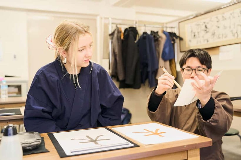 Tokyo: Calligraphy Workshop & Original T-Shirt Creation - Time Breakdown: How You Fit 2 Hours Into a Tokyo Day