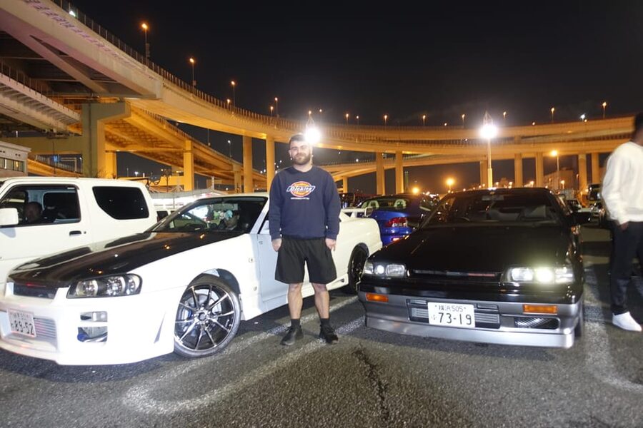 Tokyo: Daikoku Car Meet Tour at Night with JDM Guides - The APIT stop: parts shopping in daylight, then night culture