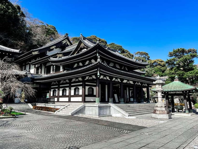 Tokyo: Day Trip to Kamakura in Spanish - Spanish - Tokyo Central Station Start, Train Route, and the Tram to Hase-dera