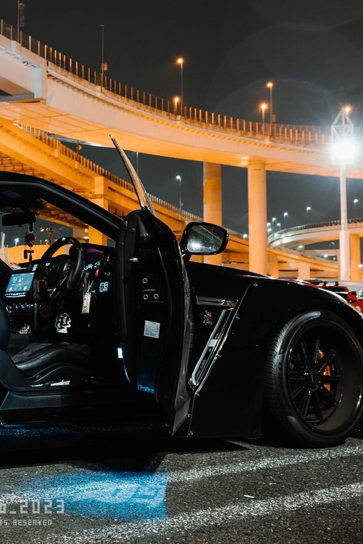 Tokyo Drift: Daikoku PA Supreme Car Experience 大黒PA - Daikoku PA Time: Walking the Meet Like You Belong