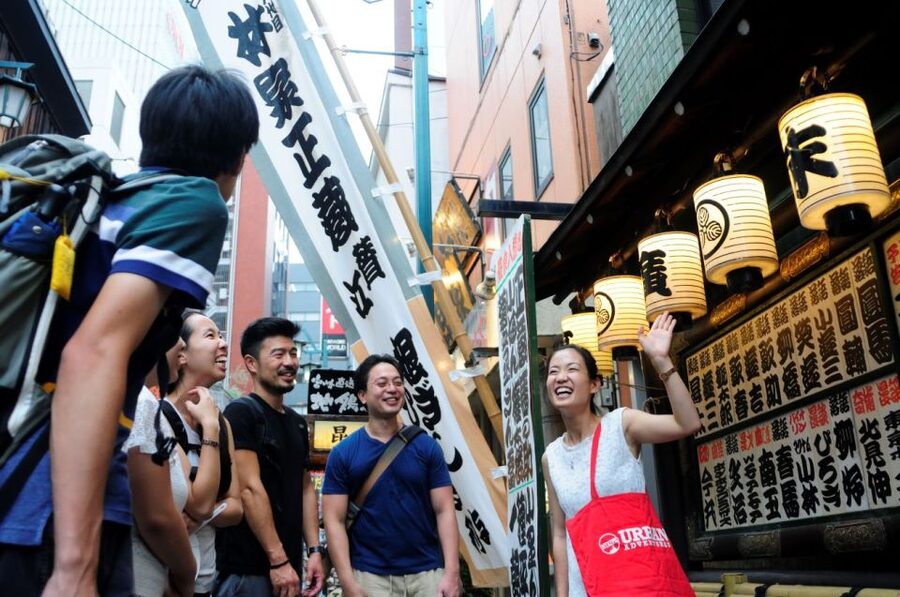 Tokyo: Enjoy Tokyo's Nightlife in Shinjuku - Golden Gai alley bars: tiny doors, big personality