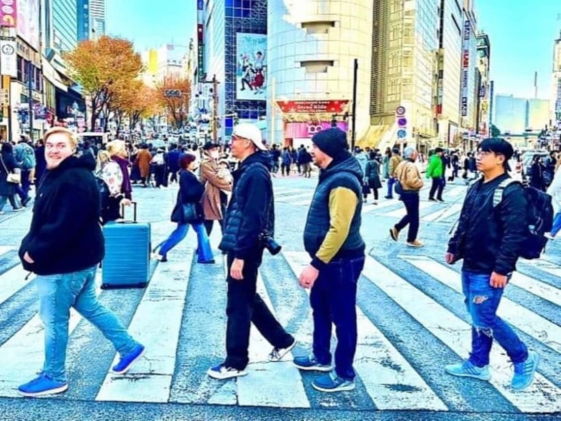 Tokyo: Full Course Tour: Explore 10 Must-Sees & Hidden Gems - Tokyo Station’s red-brick landmark and why it matters