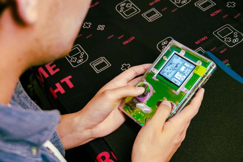 Tokyo: Gameboy Mod Workshop at Akihabara - Getting to the Wakita Building, Second Floor Set-Up