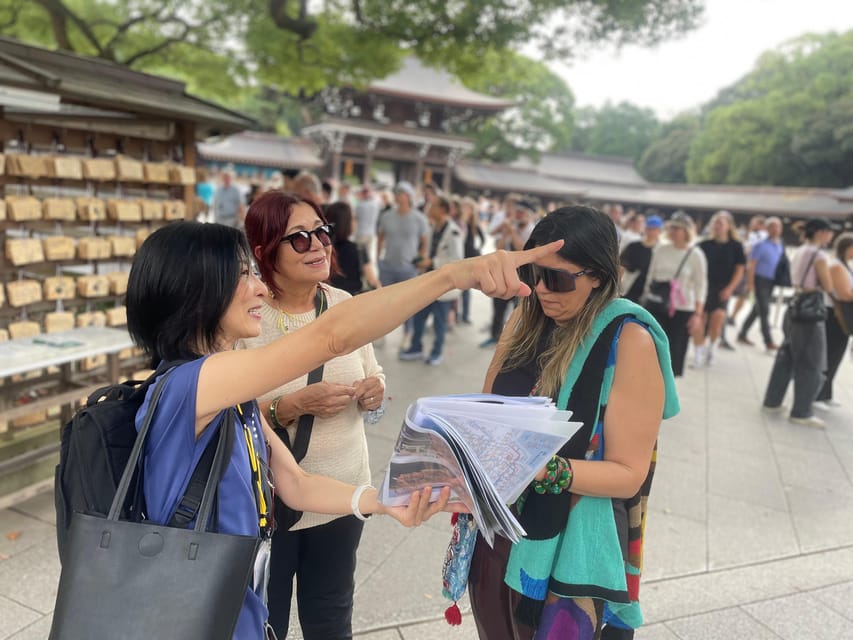 Tokyo: Harajuku Meiji Shrine to Shibuya Crossing Guided Tour - A guide makes the shrine part actually click