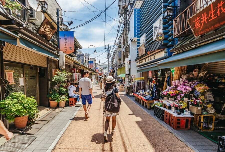 Tokyo: Hop-On Hop-Off Sightseeing Bus Ticket - Route 2: Tokyo Tower, Zojo-ji, and Tsukiji Ginza