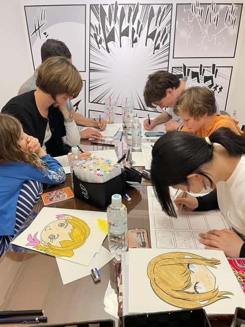 Tokyo/Ikebukuro Manga lesson by acitive pro-Manga artists - What the 2-hour manga artist experience feels like in a small group