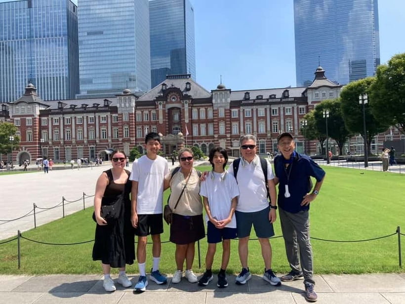 Tokyo: Imperial Palace East Gardens and Tokyo Station Tour - Key points before you go