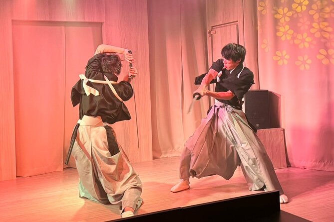 Tokyo Japanese Dance Cabaret Theater Asakusa-Kaguwa - Picking Your Showtime: 5 pm vs 8 pm in Asakusa