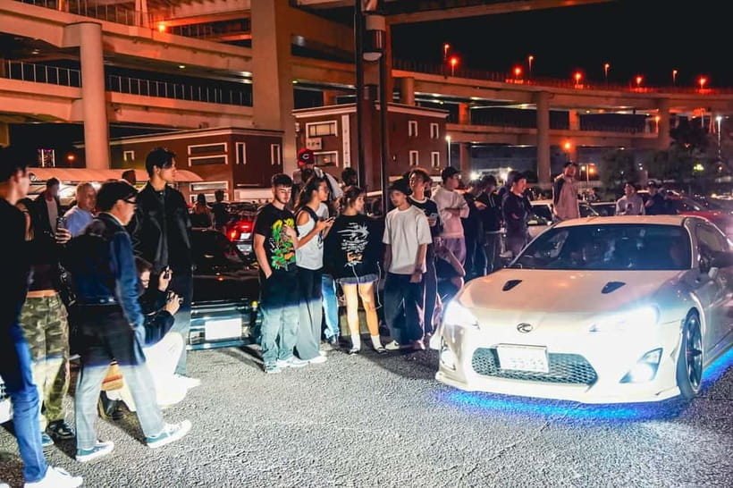 Tokyo: Legendary JDM CAR Daikoku Underground Meetup - Tokyo Tower at night: the photo stop with built-in payoff