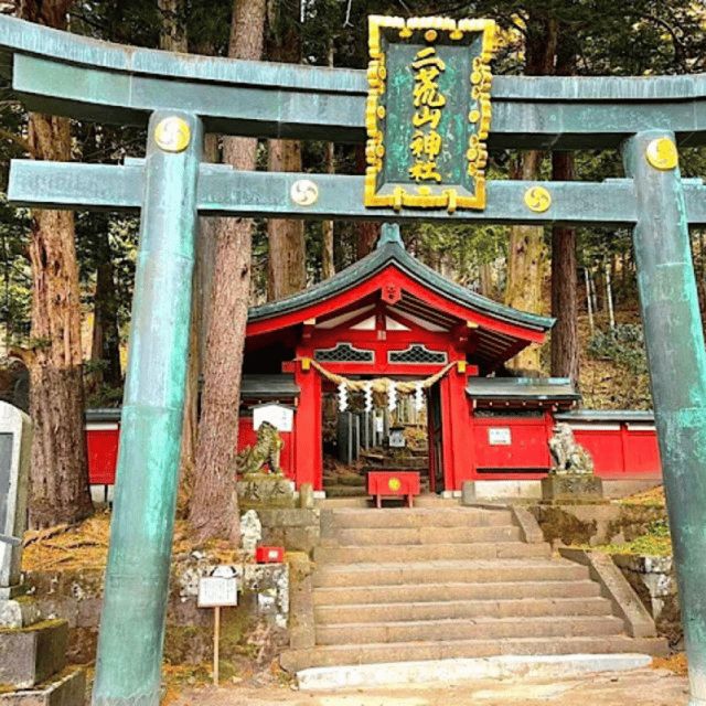 Tokyo: Luxury Nikko Private 1 Day Tour Low Price Guaranteed - Shinkyo Bridge: the red-lacquer gateway moment