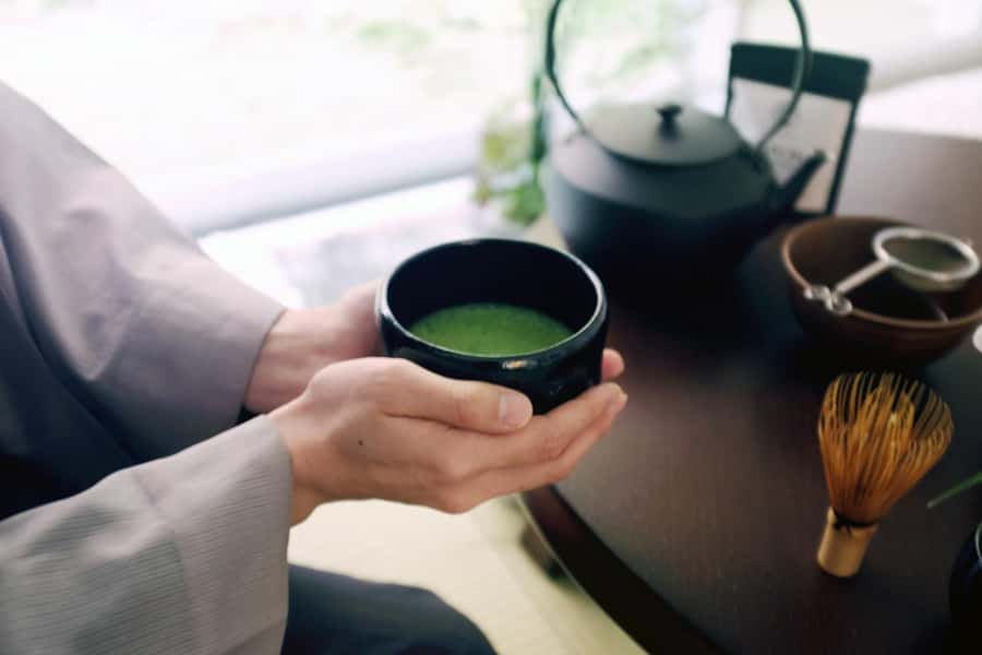 Tokyo: Matcha and Kimono Experience - Getting to the meeting point by Yotsuya Station, then finding the workshop sign